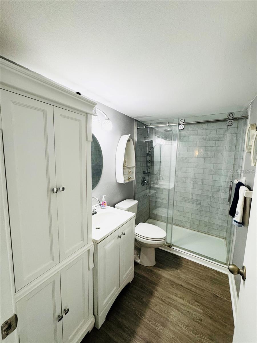 Image 27 of 44 For 9031 Hilolo Lane