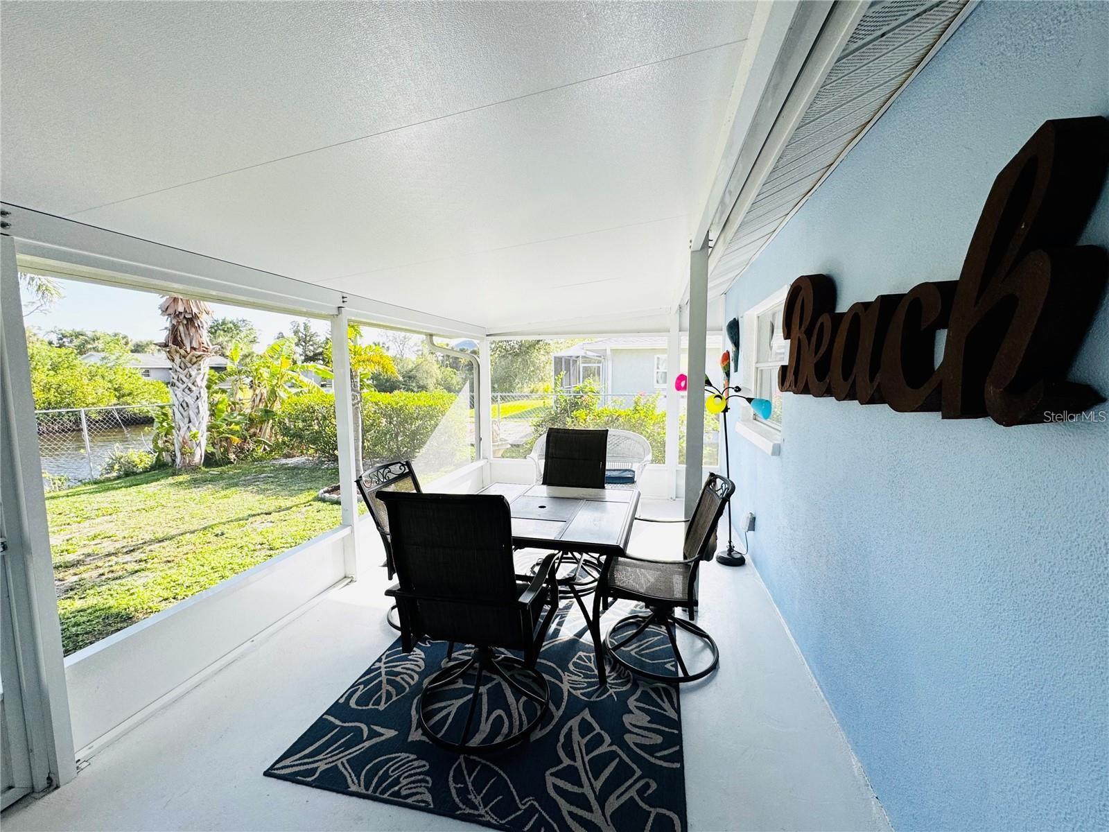 Image 28 of 44 For 9031 Hilolo Lane