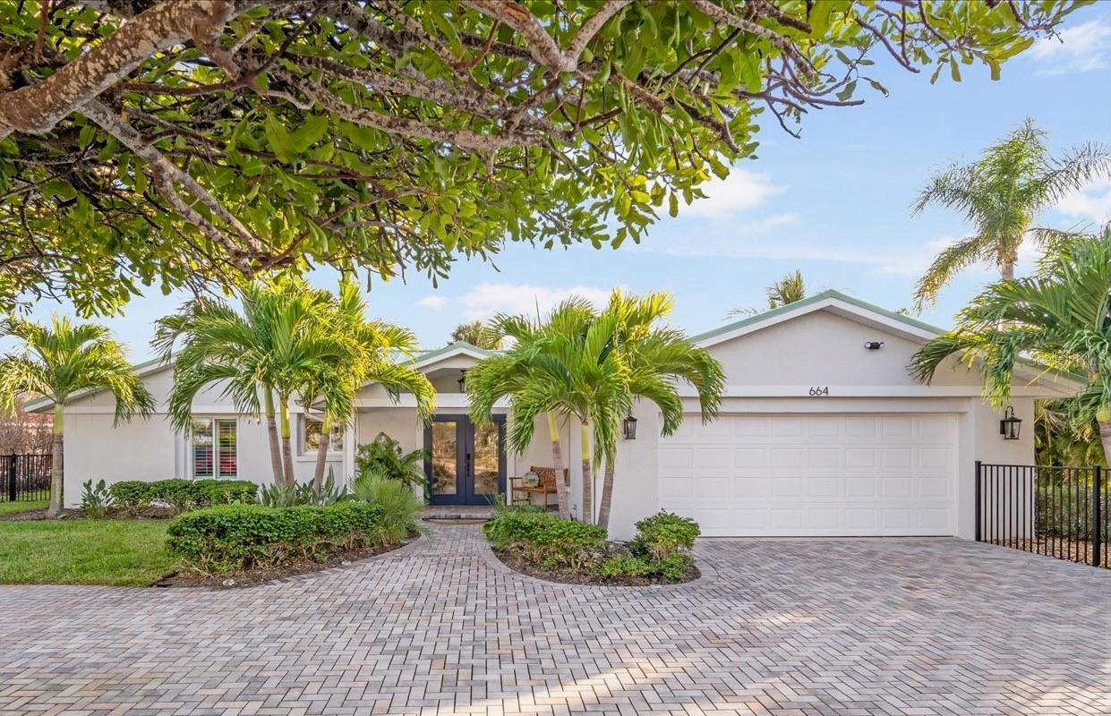 Details for 664 Key Royale Drive, HOLMES BEACH, FL 34217