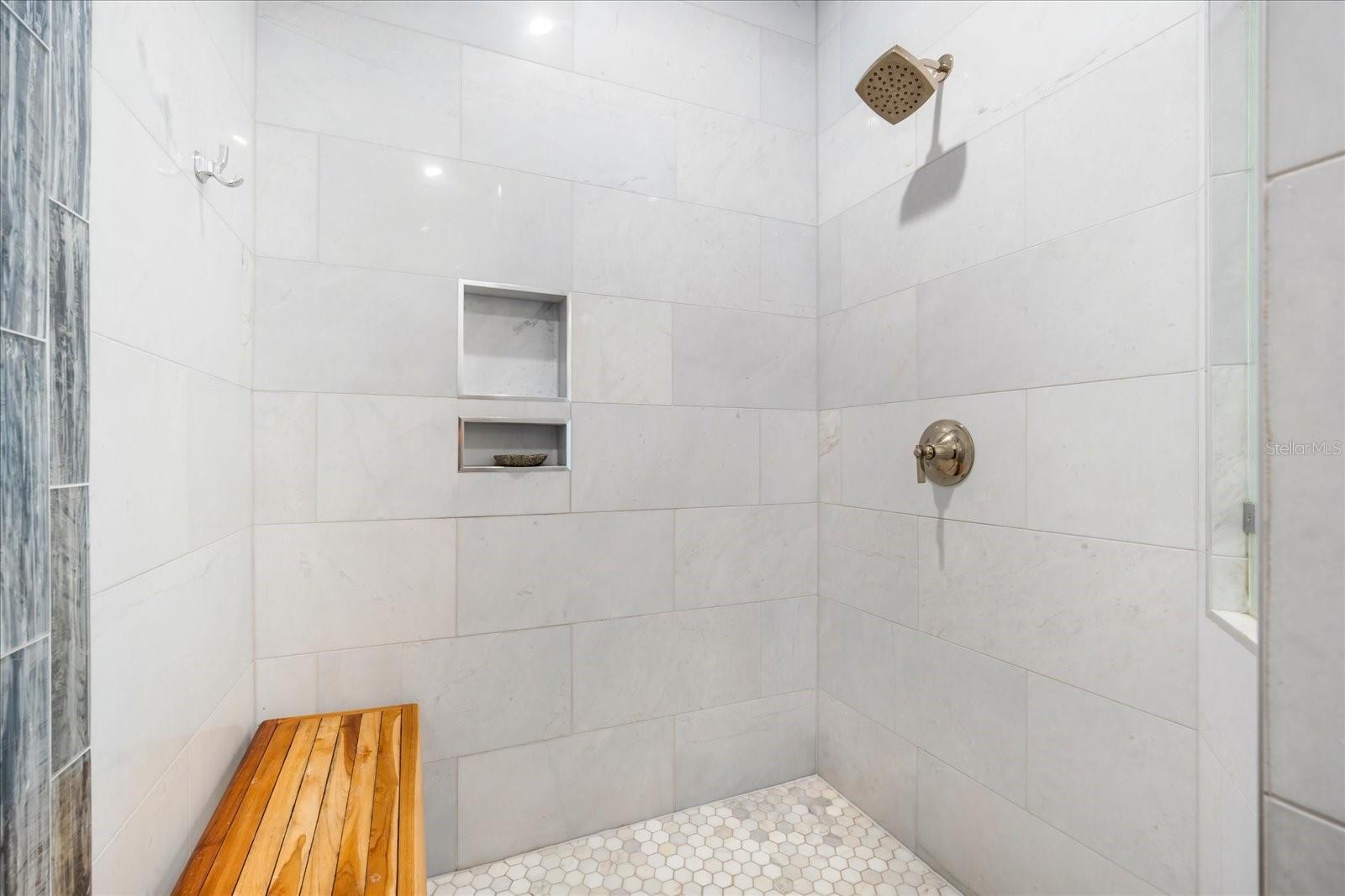 Image 26 of 70 For 664 Key Royale Drive