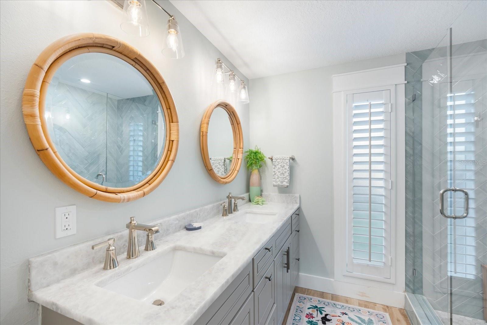 Image 33 of 70 For 664 Key Royale Drive