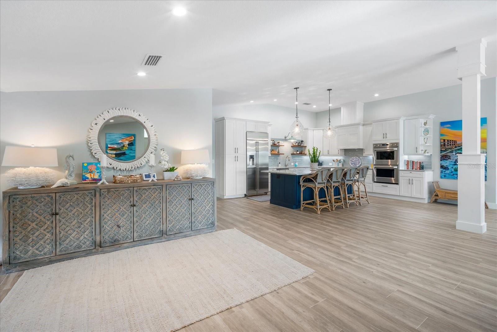 Image 6 of 70 For 664 Key Royale Drive