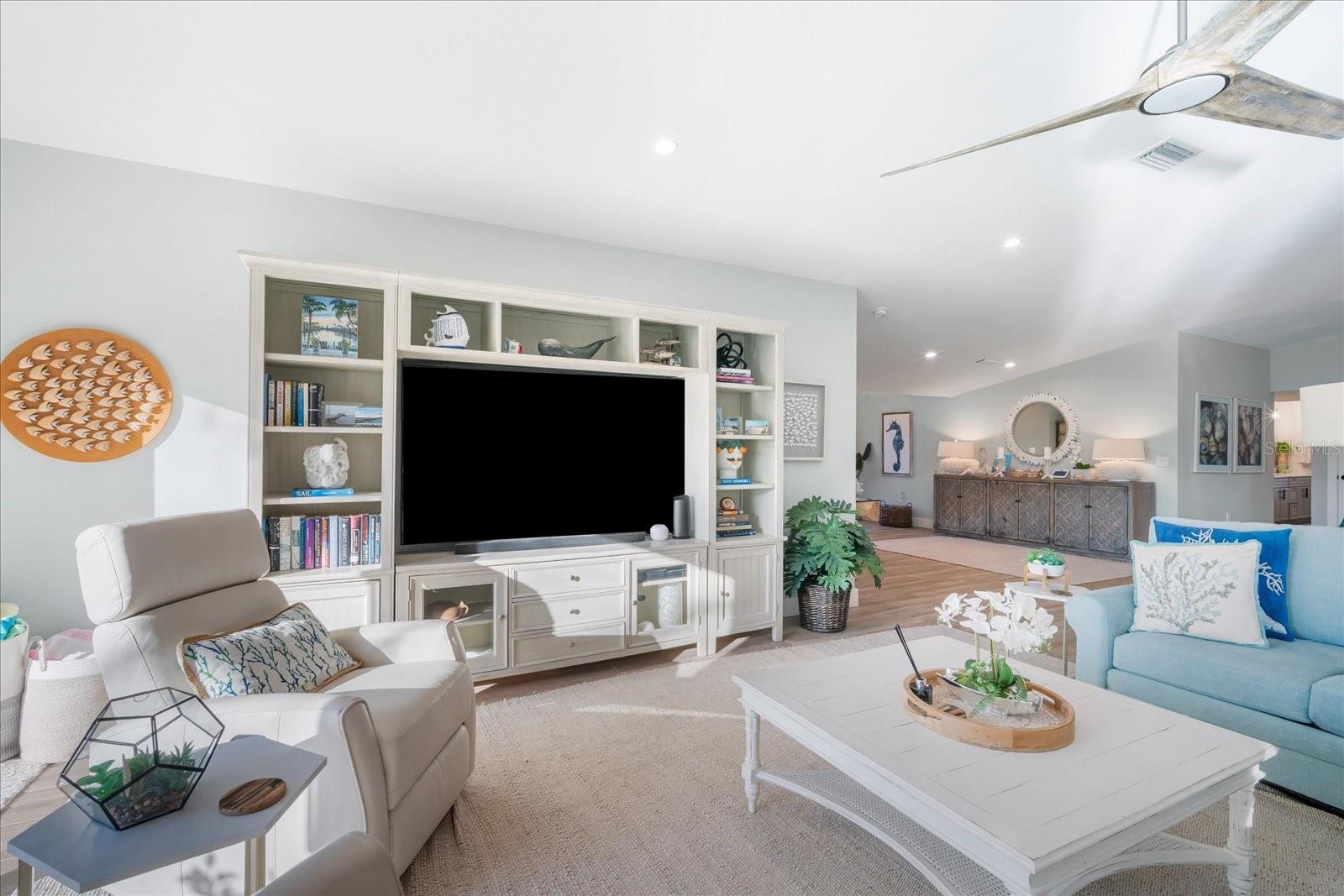 Image 9 of 70 For 664 Key Royale Drive