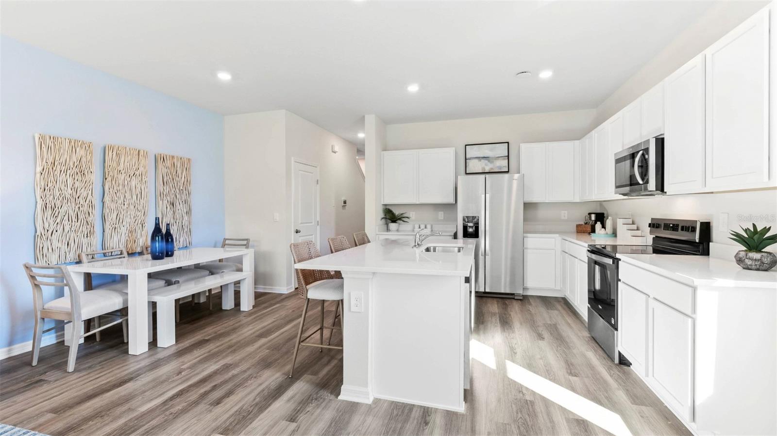 Image 10 of 21 For 1655 East Bay Street