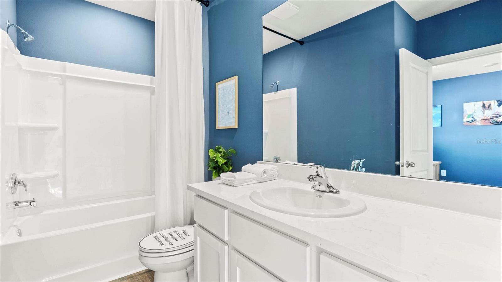 Image 13 of 21 For 1655 East Bay Street