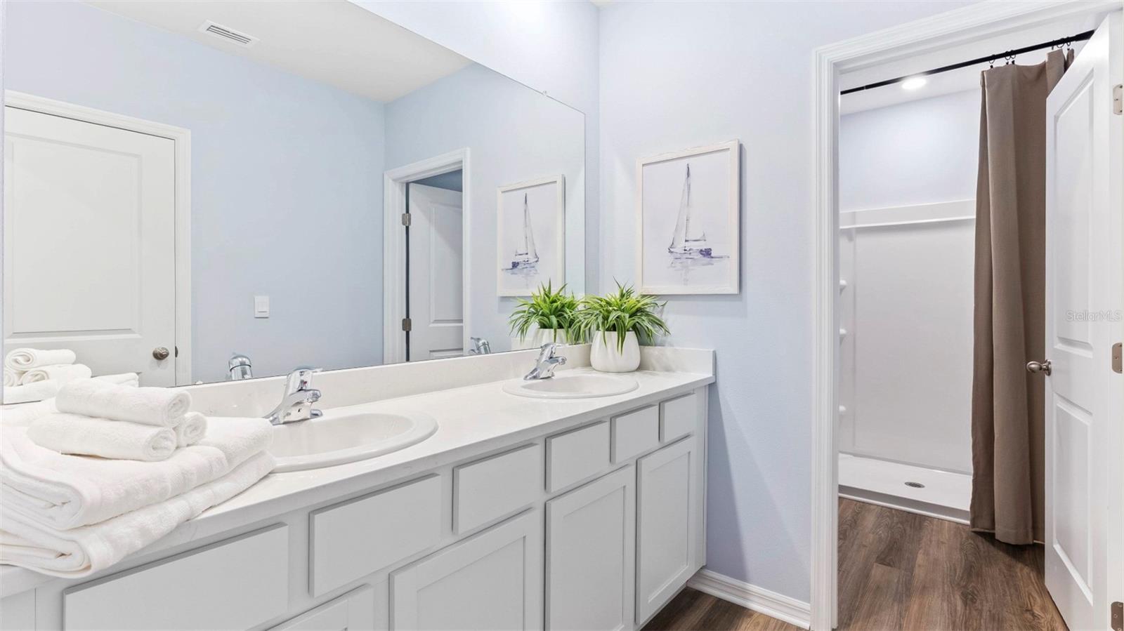 Image 14 of 21 For 1655 East Bay Street