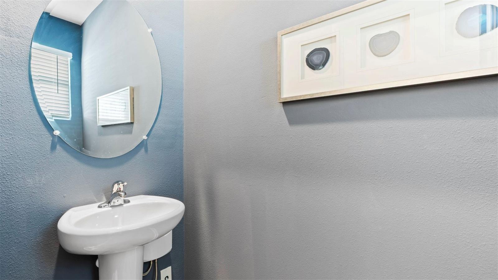 Image 16 of 21 For 1655 East Bay Street