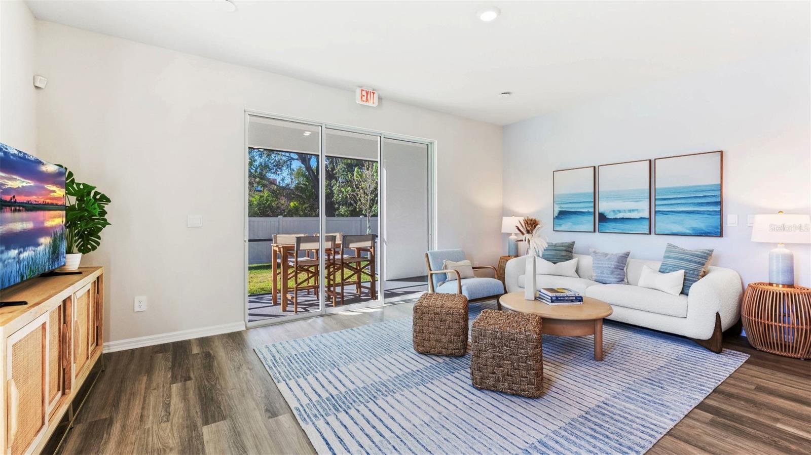 Image 7 of 21 For 1655 East Bay Street