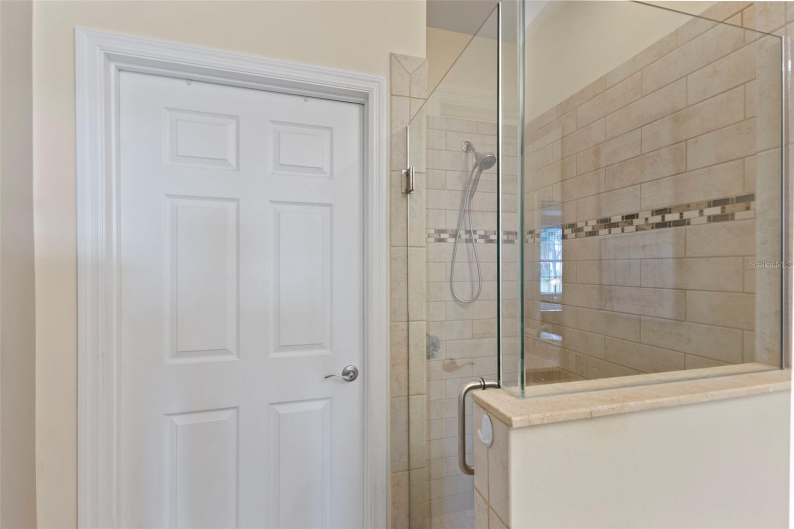 Image 23 of 52 For 117 Porta Vecchio Bend 102