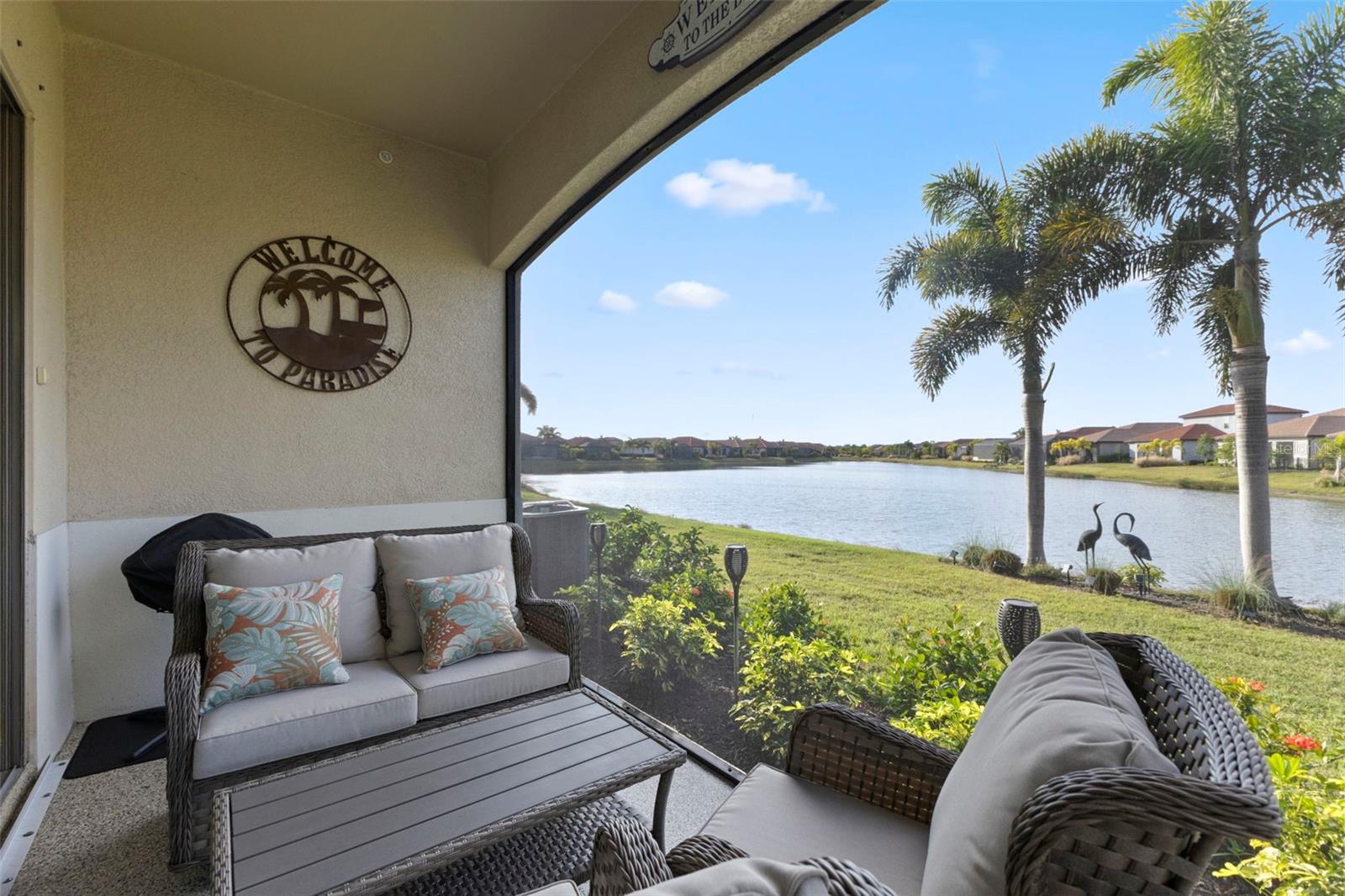 Image 28 of 52 For 117 Porta Vecchio Bend 102