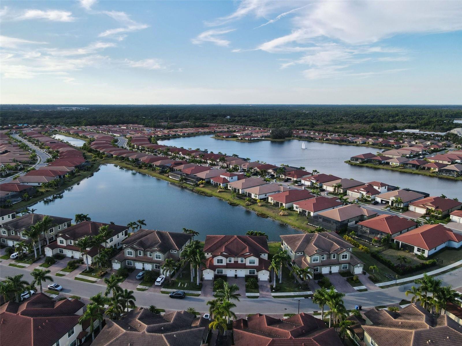 Image 42 of 52 For 117 Porta Vecchio Bend 102