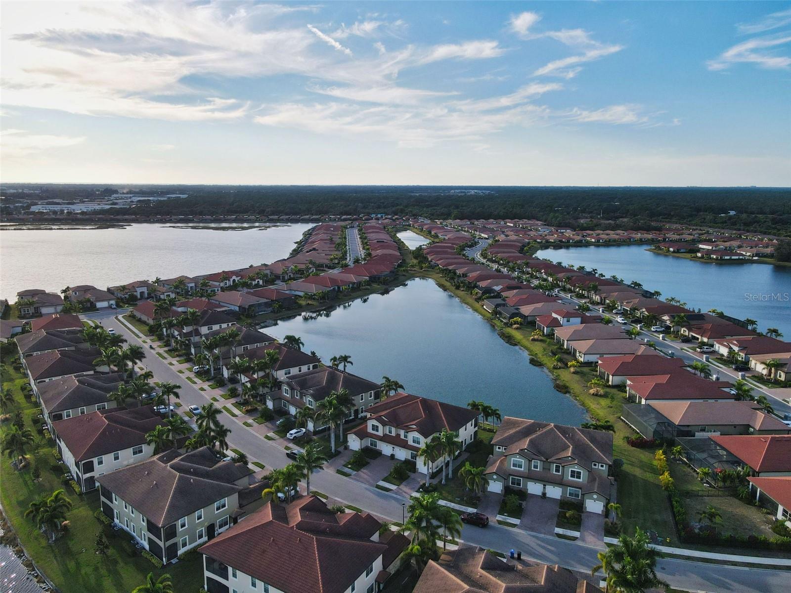 Image 43 of 52 For 117 Porta Vecchio Bend 102