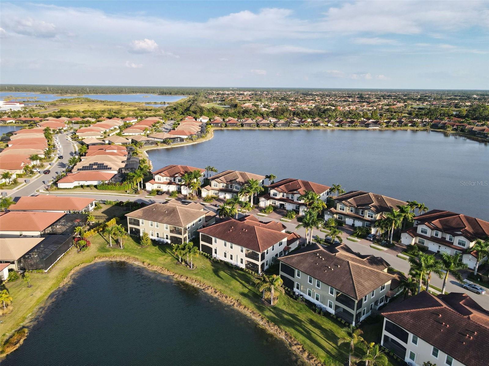 Image 46 of 52 For 117 Porta Vecchio Bend 102