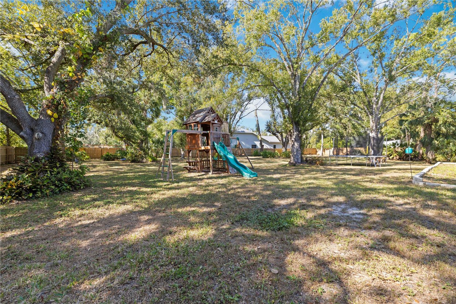 Image 29 of 38 For 6223 Braden Run