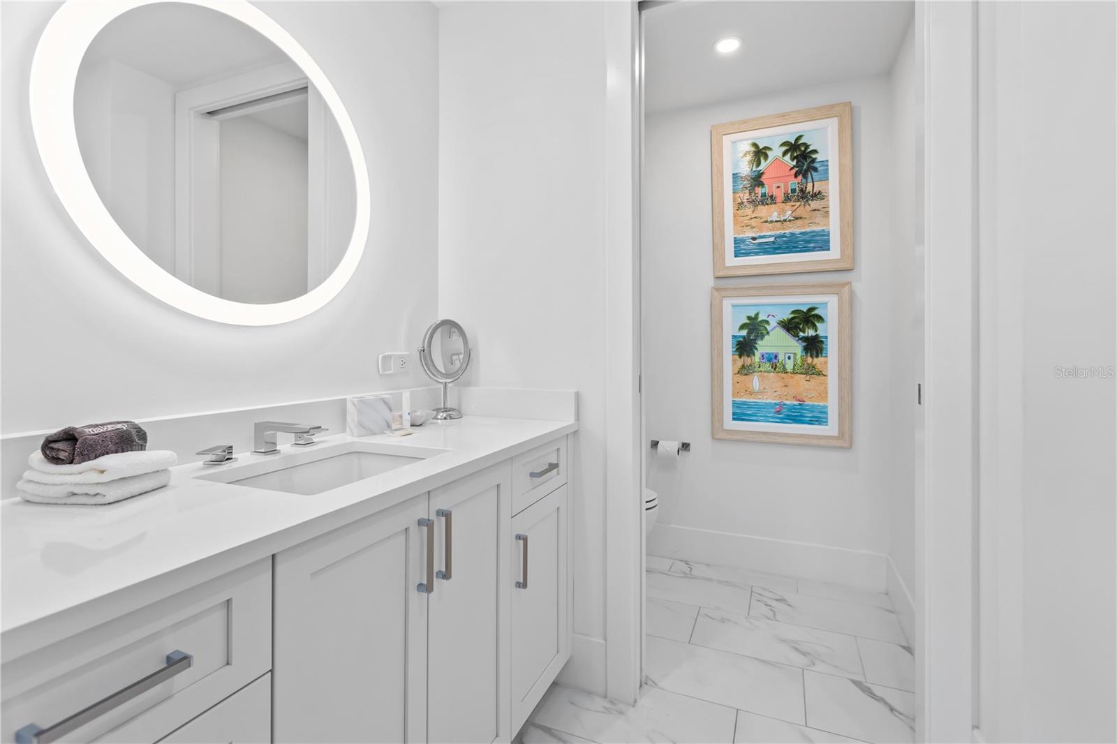 Image 21 of 44 For 1035 Seaside Drive 404