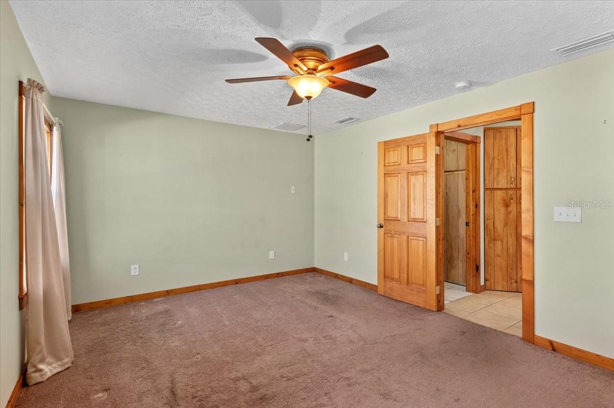 Image 20 of 38 For 1560 Ingram Avenue