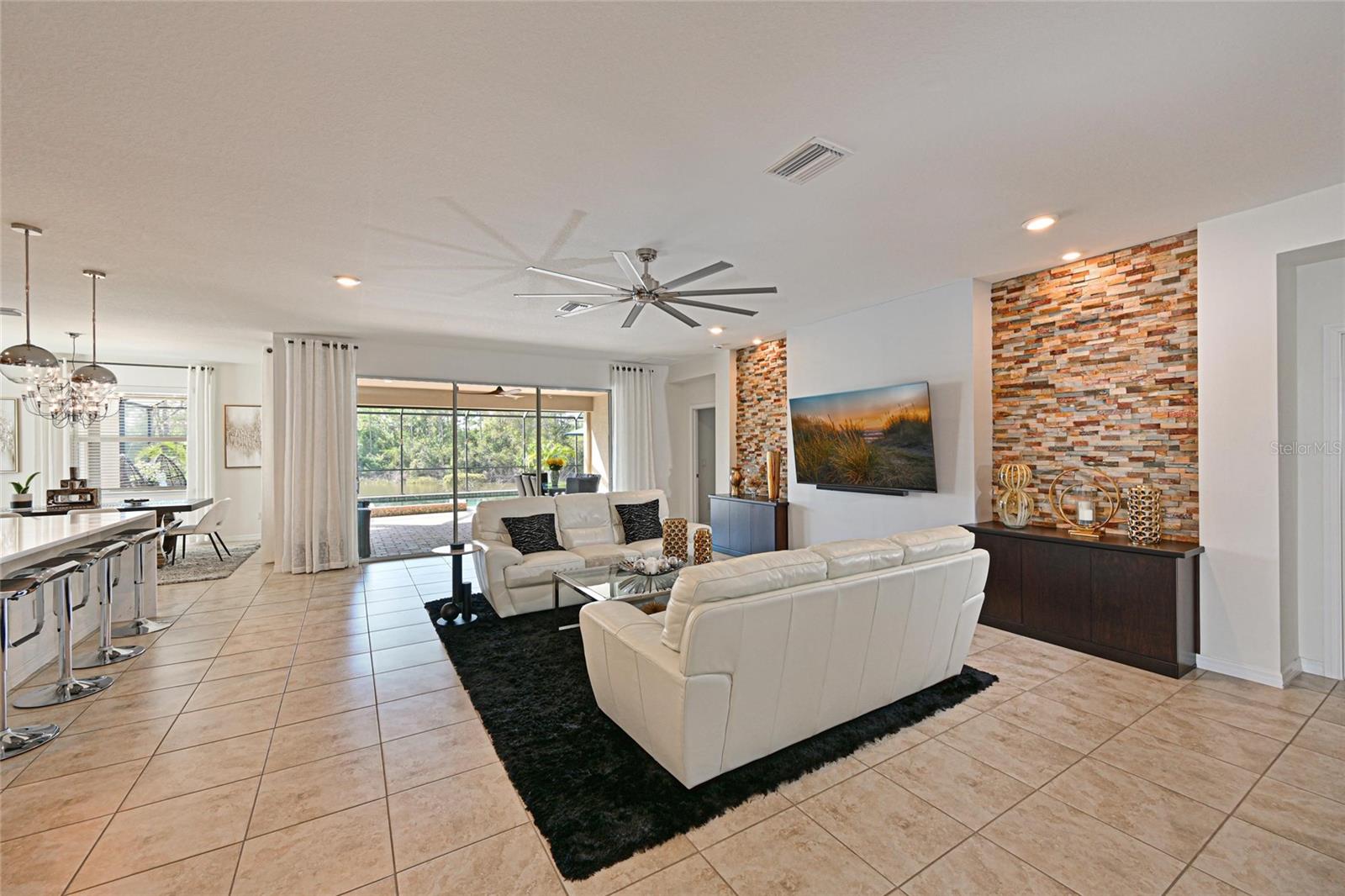 Image 9 of 60 For 2811 130th Avenue E