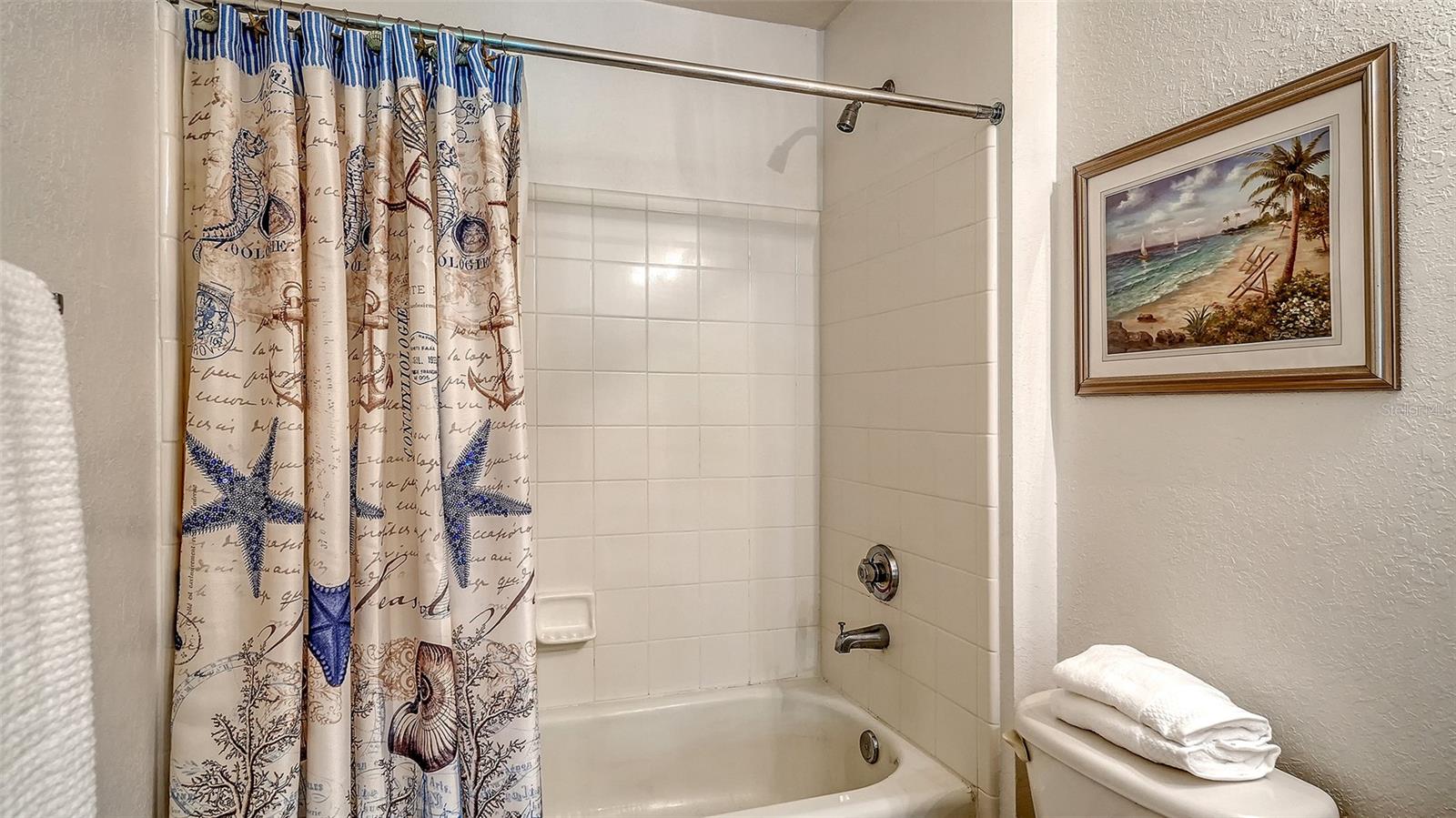 Image 15 of 35 For 7428 Vista Way 207