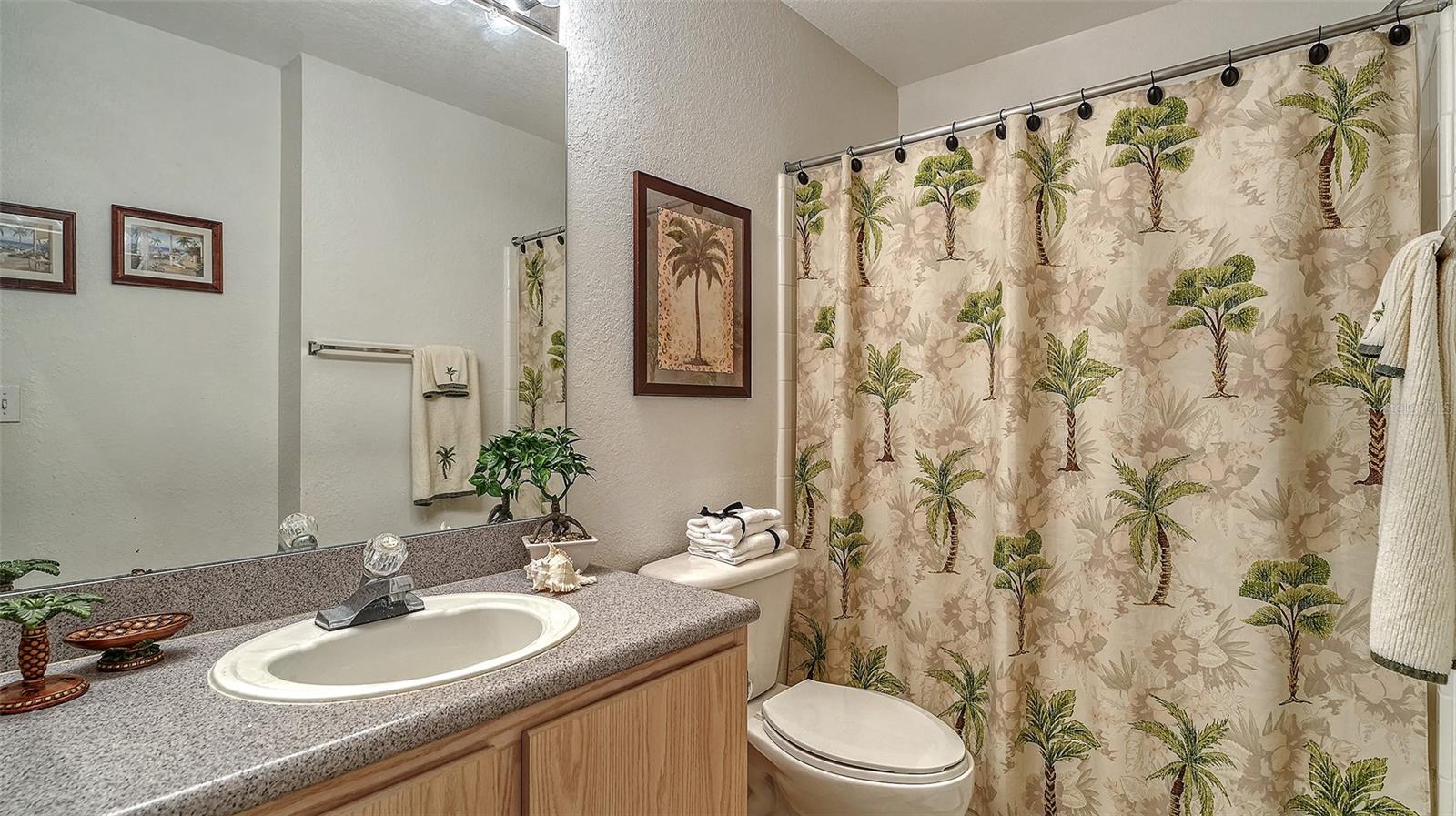 Image 18 of 35 For 7428 Vista Way 207