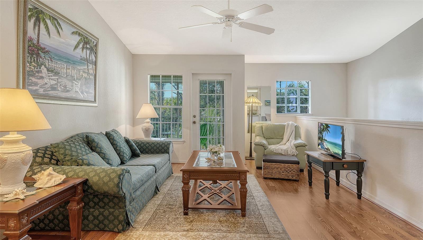 Image 4 of 35 For 7428 Vista Way 207