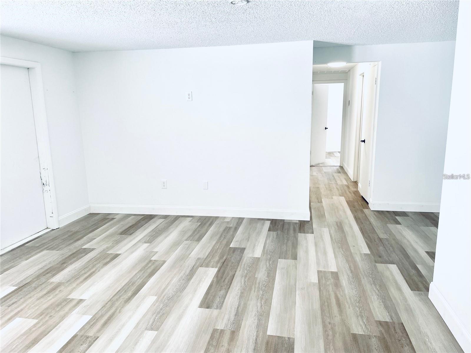 Image 2 of 15 For 2829 Hope Street