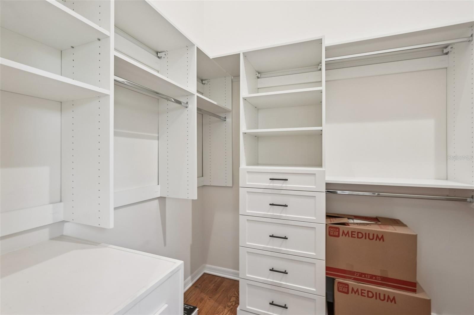 Listing photo id 30 for 44 Tidy Island Boulevard