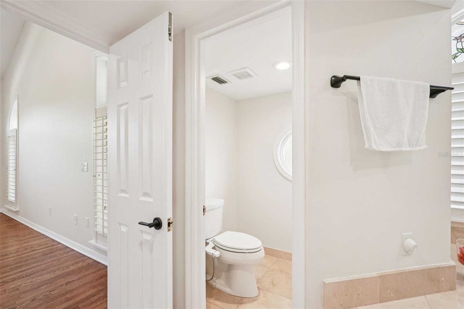 Listing photo id 36 for 44 Tidy Island Boulevard