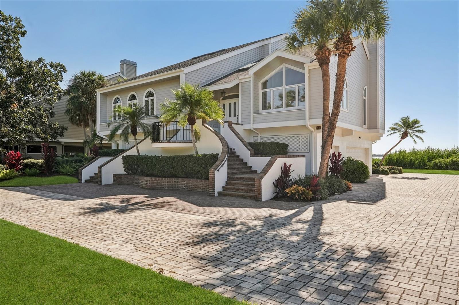 Listing photo id 3 for 44 Tidy Island Boulevard