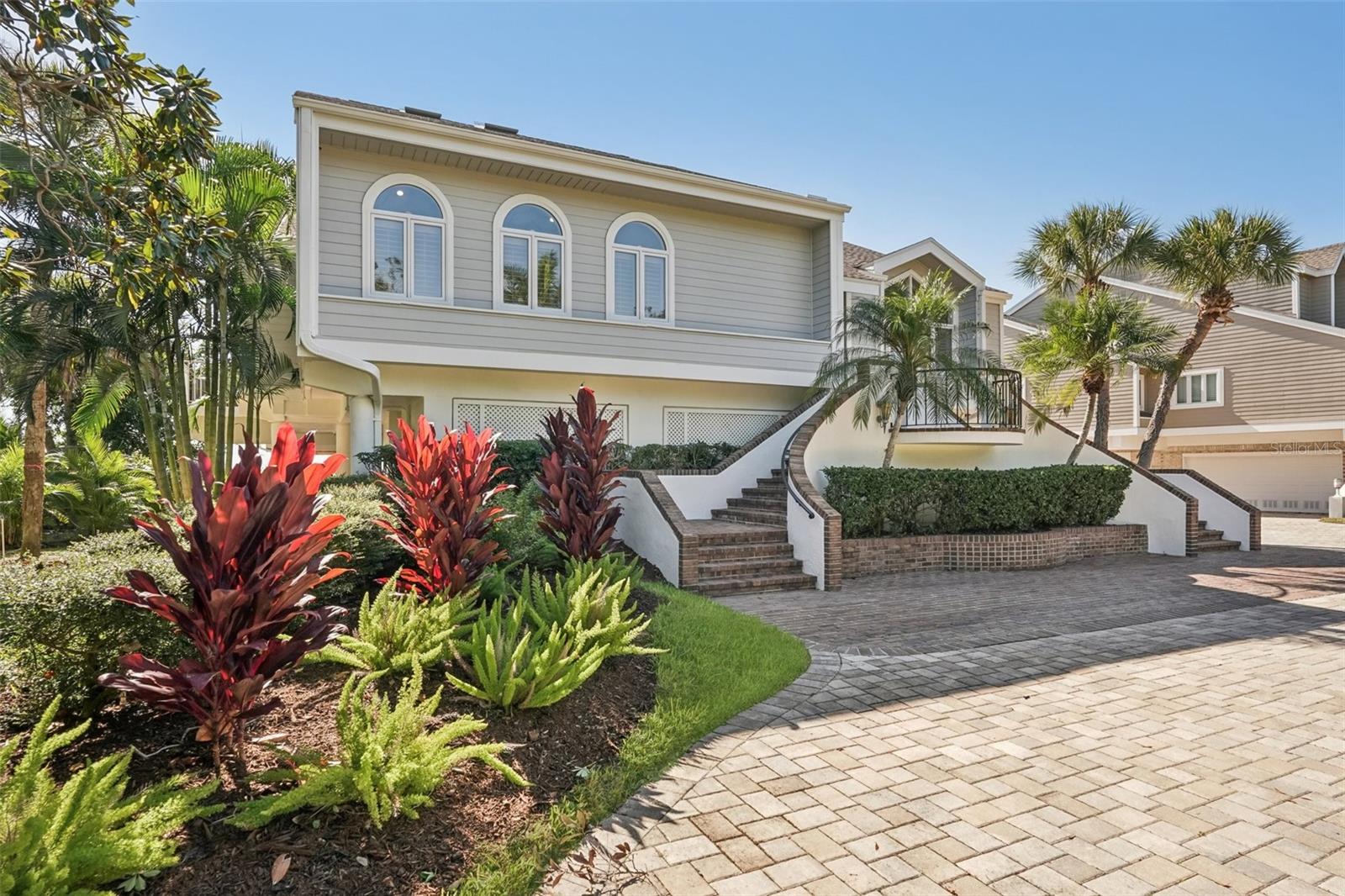 Listing photo id 4 for 44 Tidy Island Boulevard