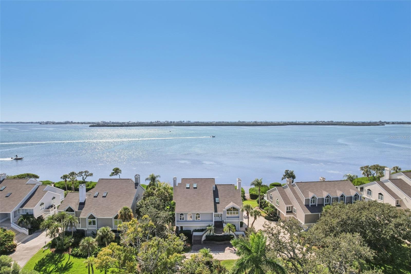 Listing photo id 63 for 44 Tidy Island Boulevard