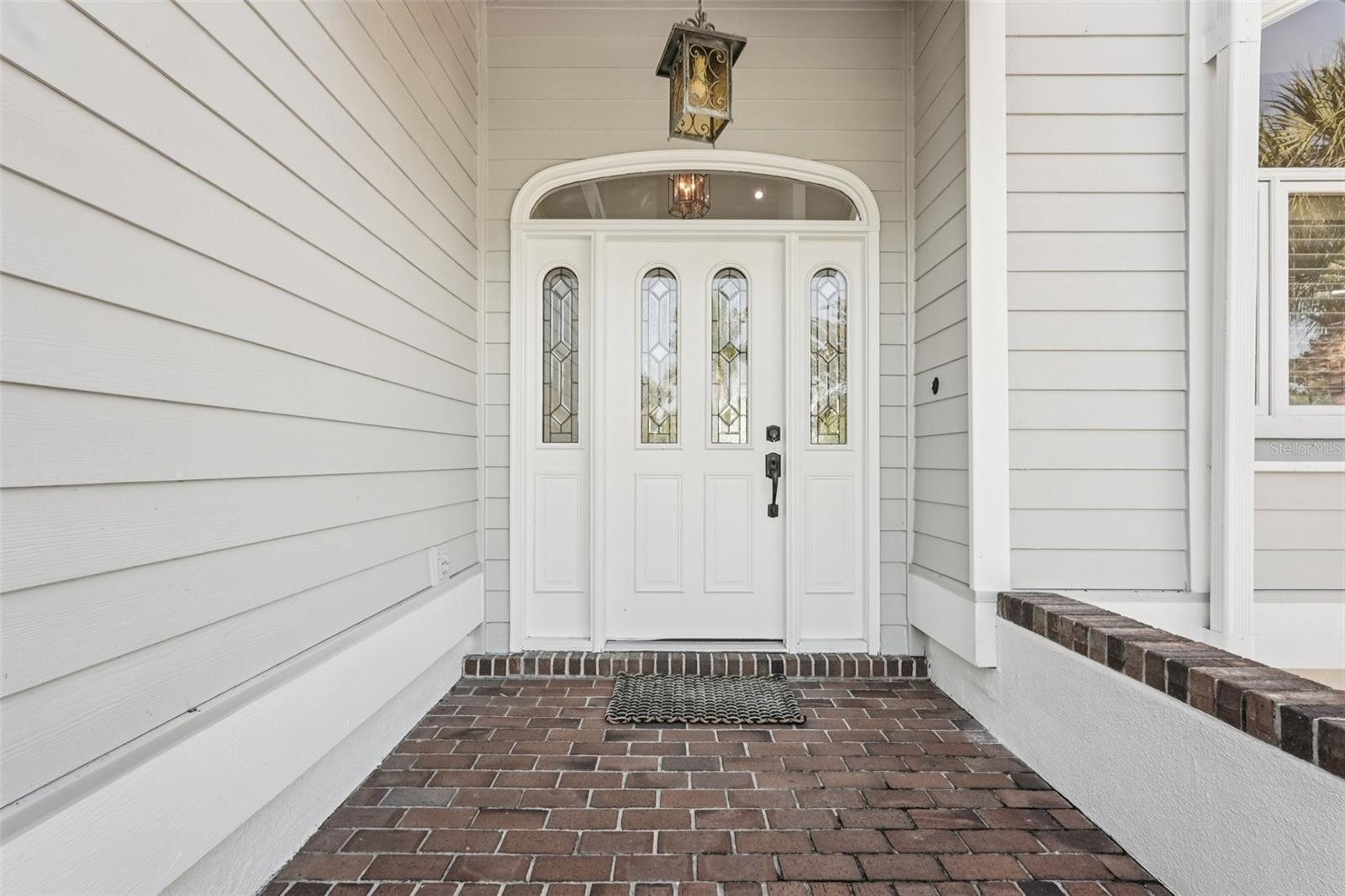 Listing photo id 5 for 44 Tidy Island Boulevard