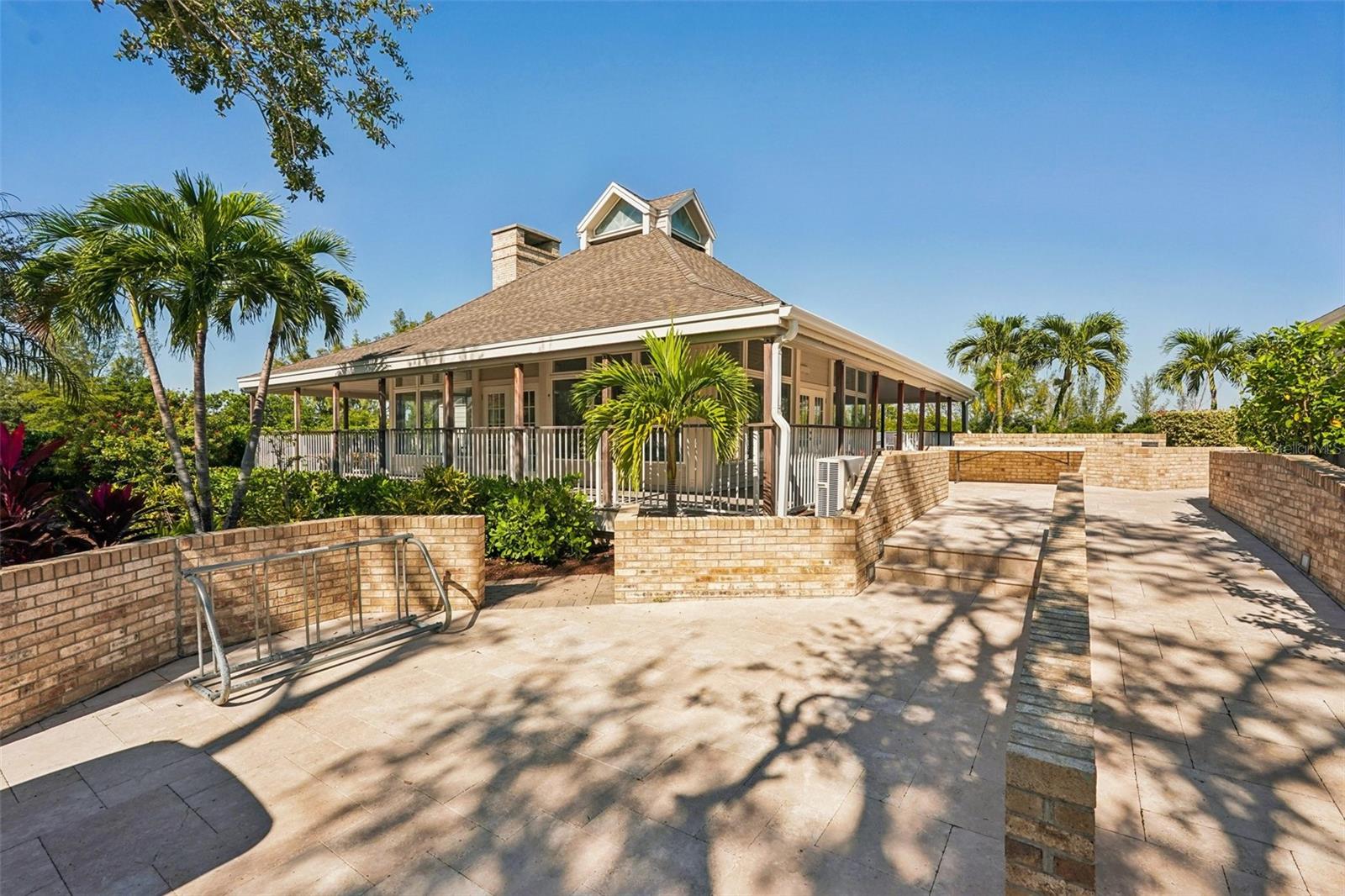 Listing photo id 71 for 44 Tidy Island Boulevard