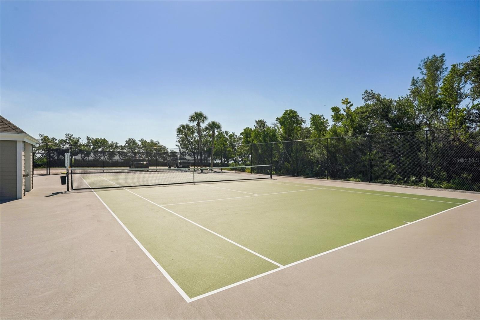 Listing photo id 77 for 44 Tidy Island Boulevard