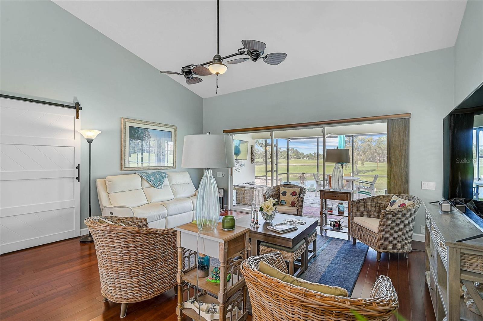 Image 12 of 44 For 4934 Clubview Court E