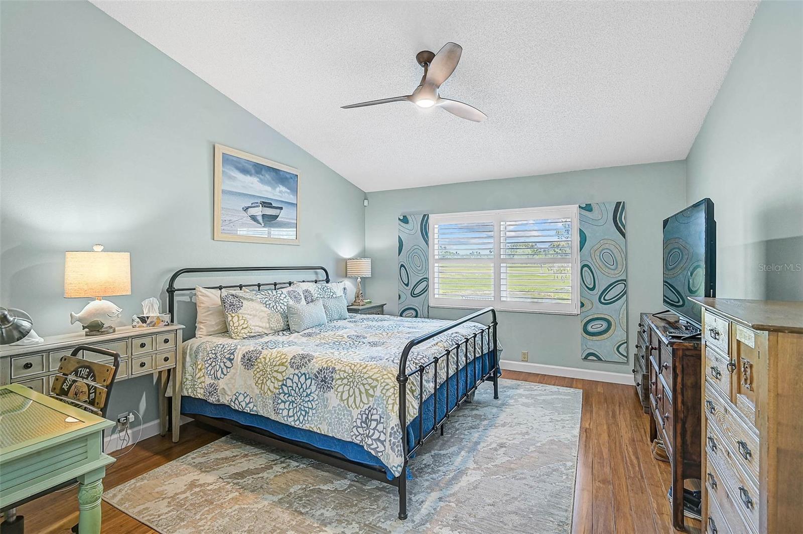 Image 16 of 44 For 4934 Clubview Court E