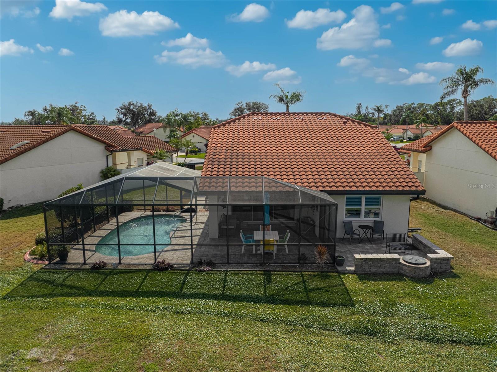 Image 36 of 44 For 4934 Clubview Court E