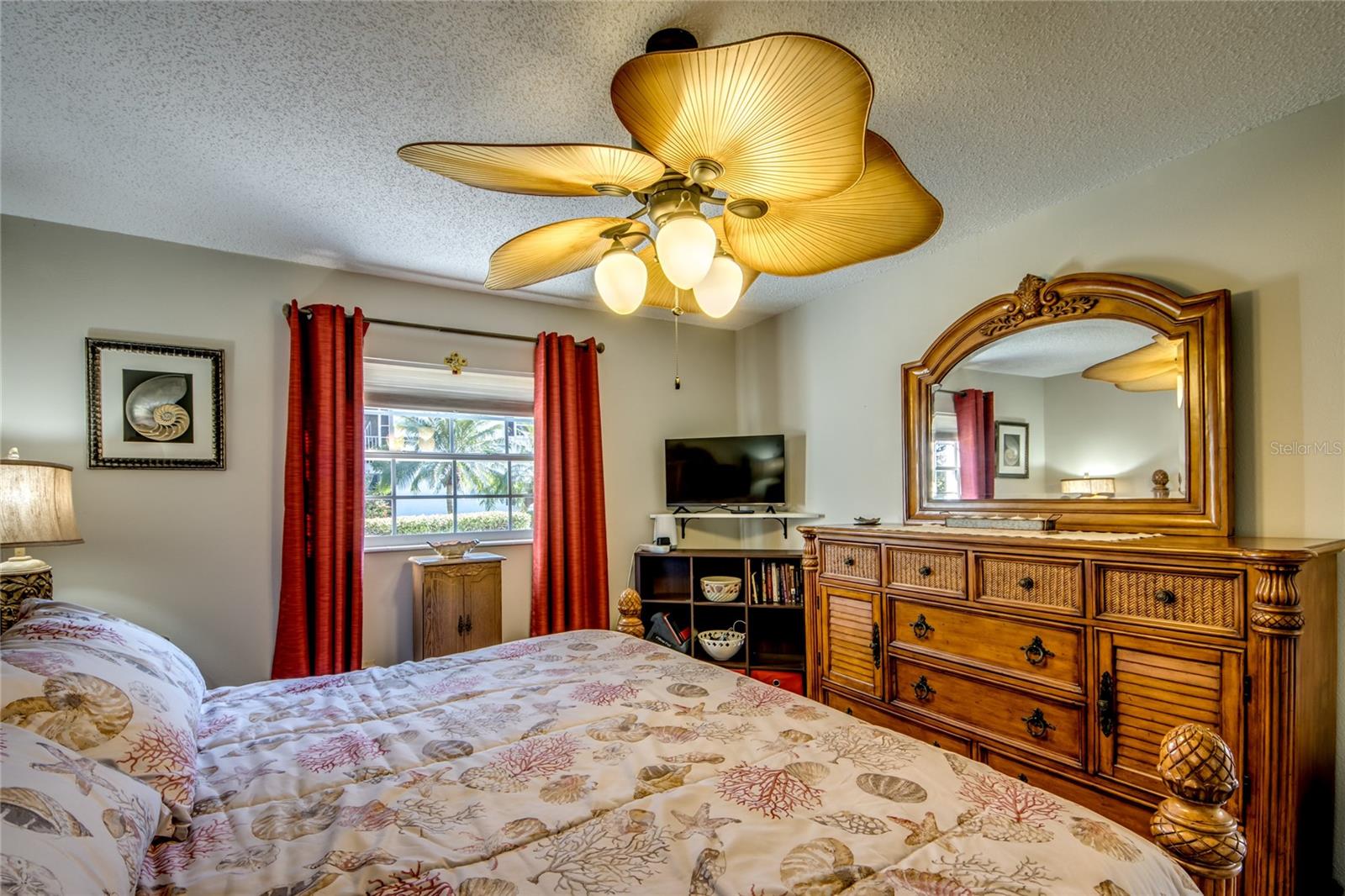 Image 15 of 25 For 7001 New Post Drive 4