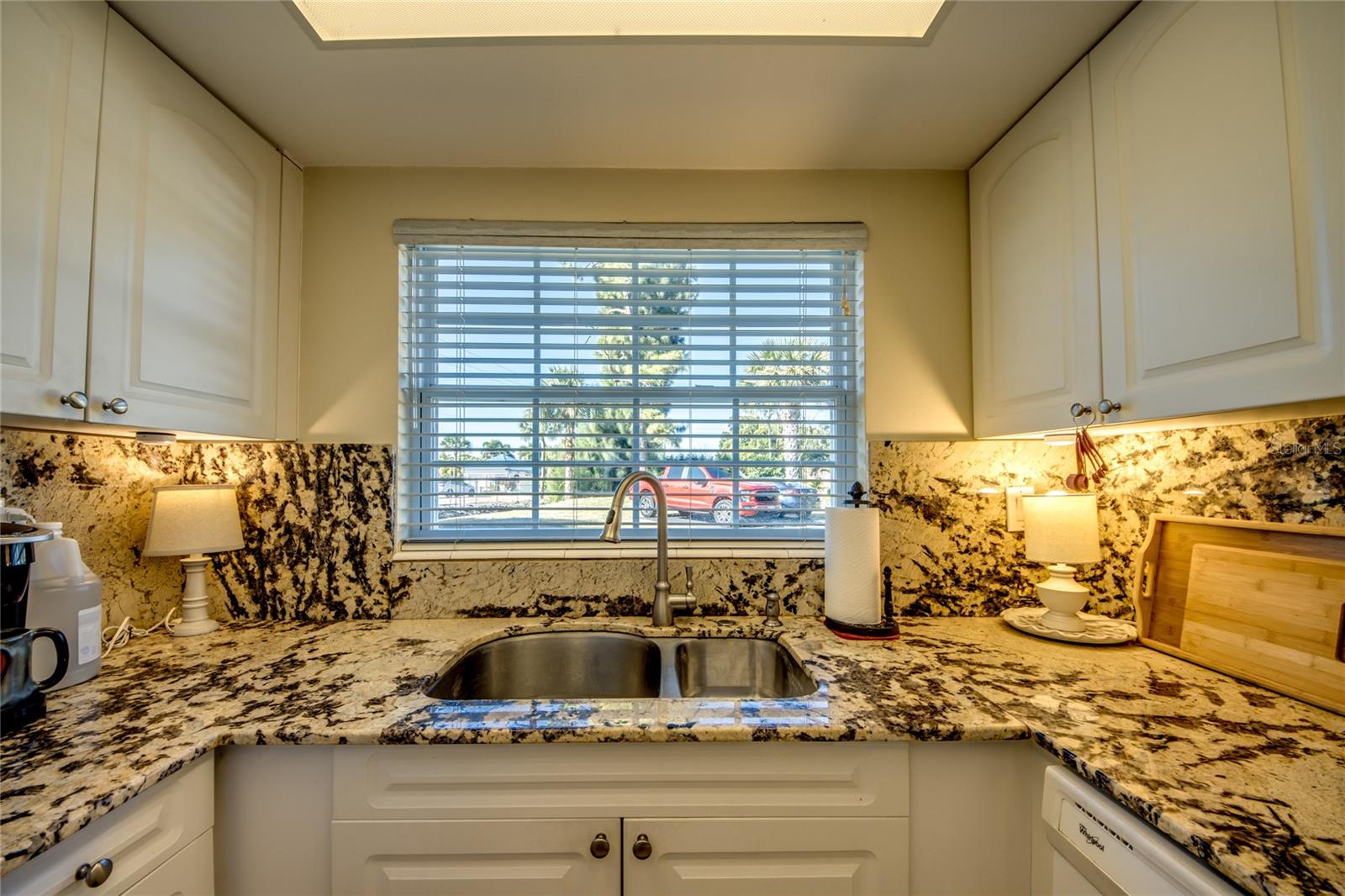 Image 2 of 25 For 7001 New Post Drive 4