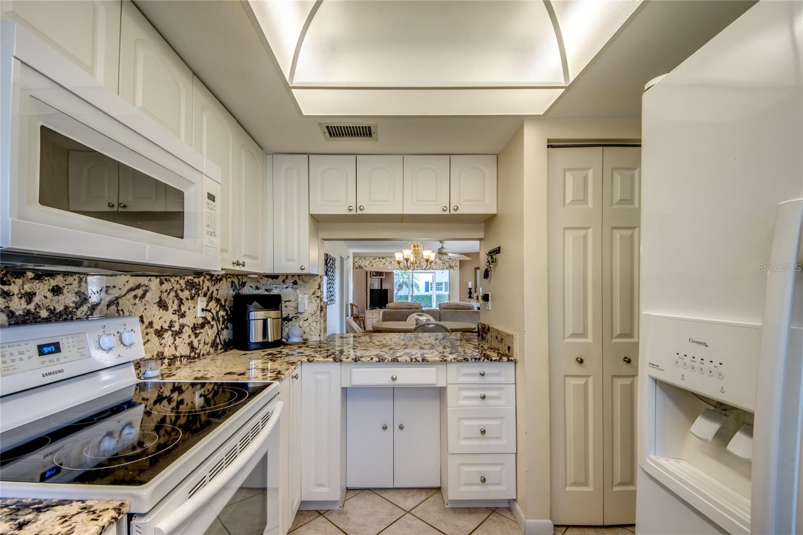 Image 6 of 25 For 7001 New Post Drive 4