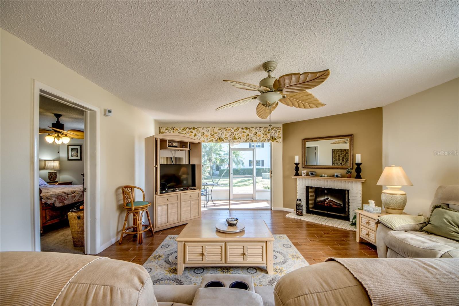 Image 8 of 25 For 7001 New Post Drive 4