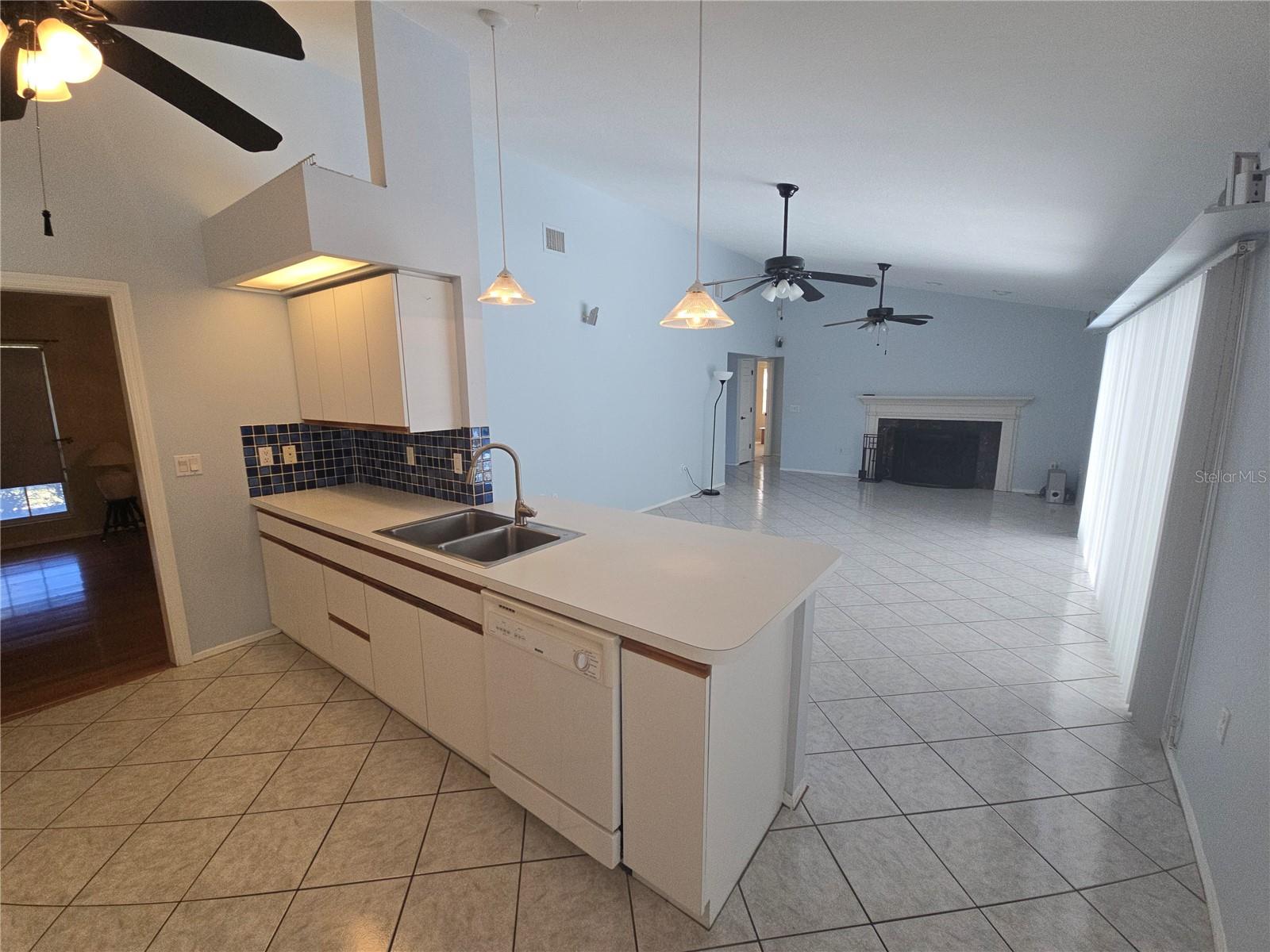 Image 12 of 37 For 1008 Cimarron Cir