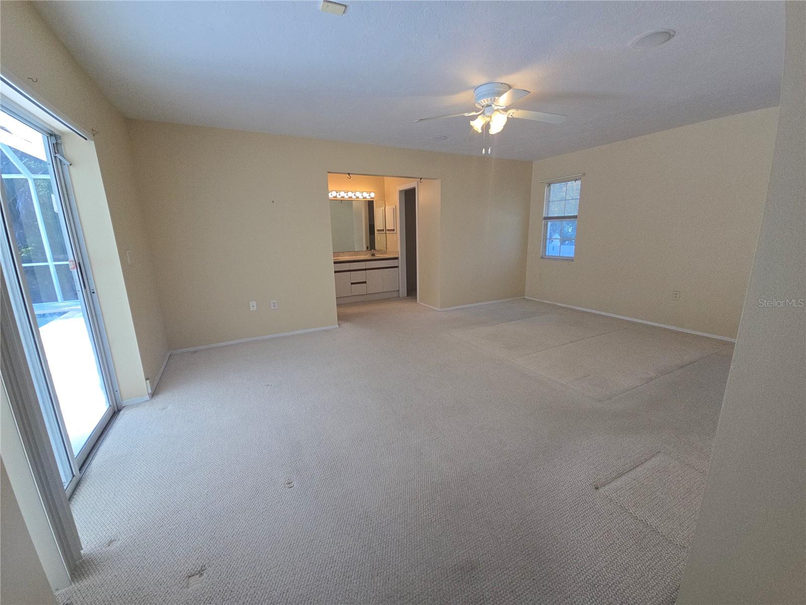 Image 17 of 37 For 1008 Cimarron Cir