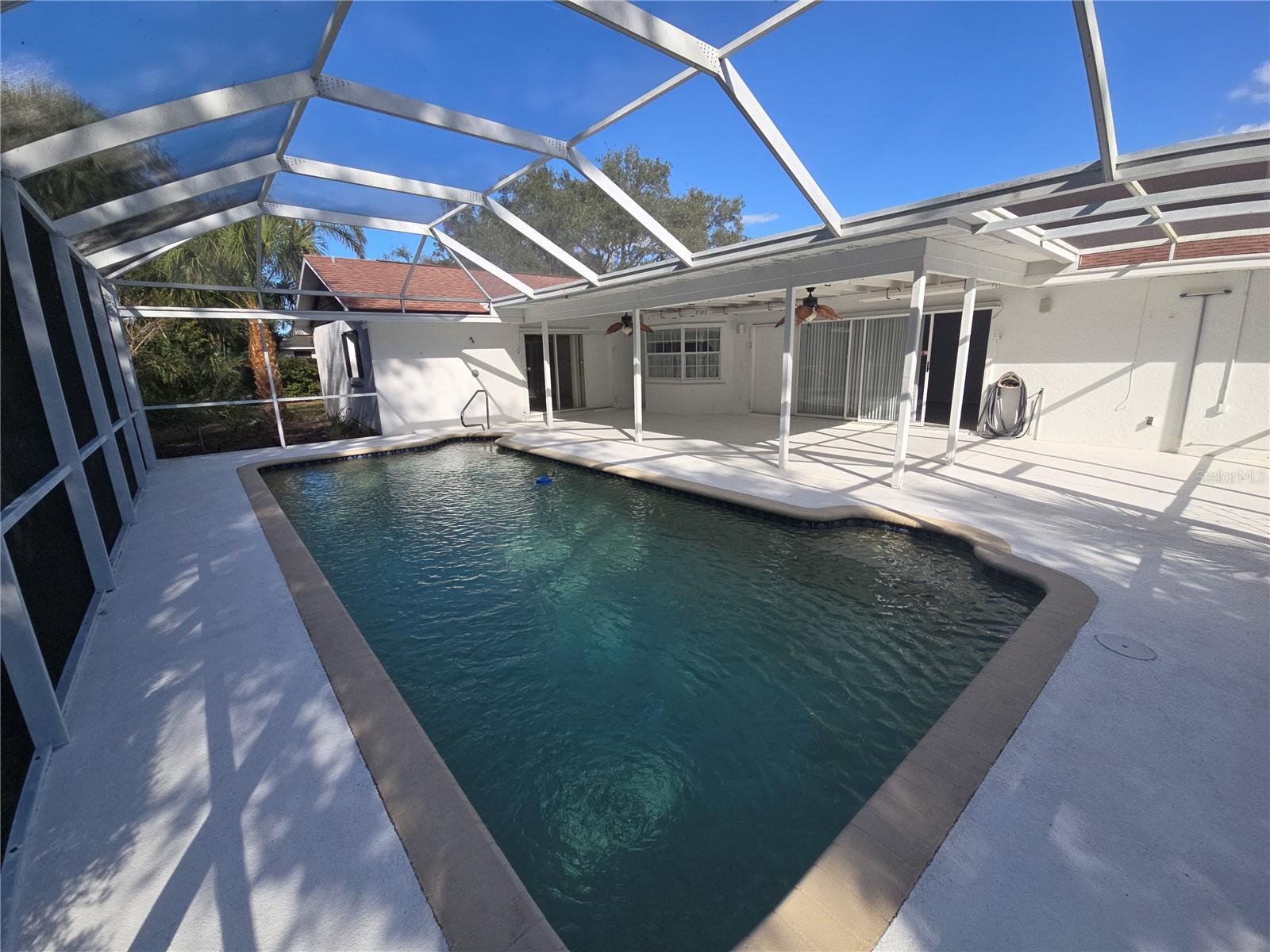 Image 2 of 37 For 1008 Cimarron Cir