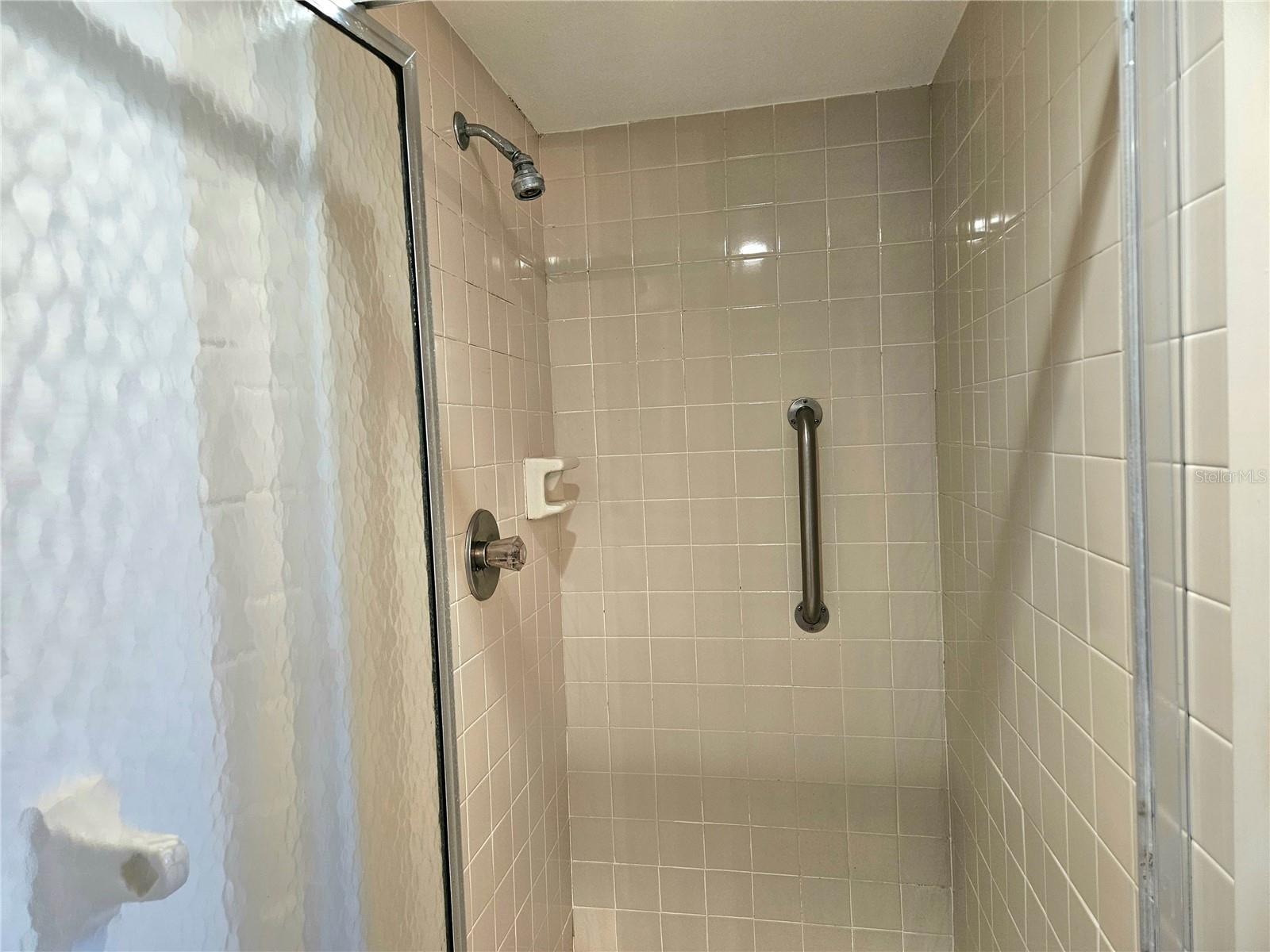 Image 19 of 37 For 2989 Taywood Meadow 19