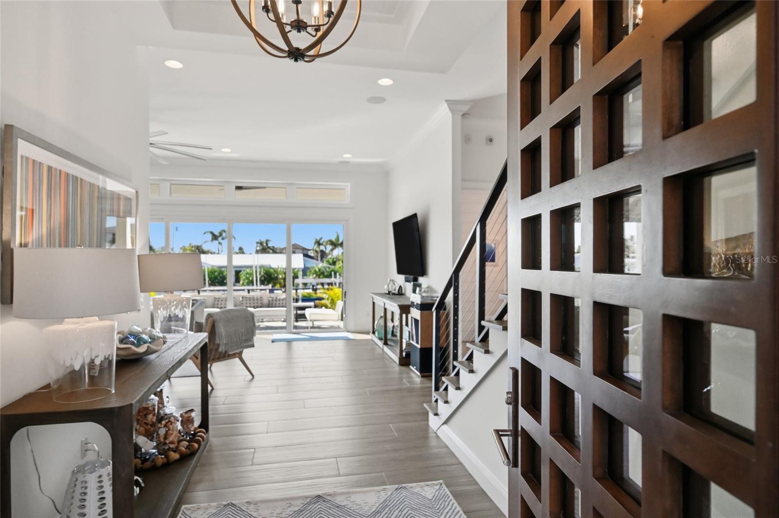 Image 10 of 82 For 628 Dundee Lane