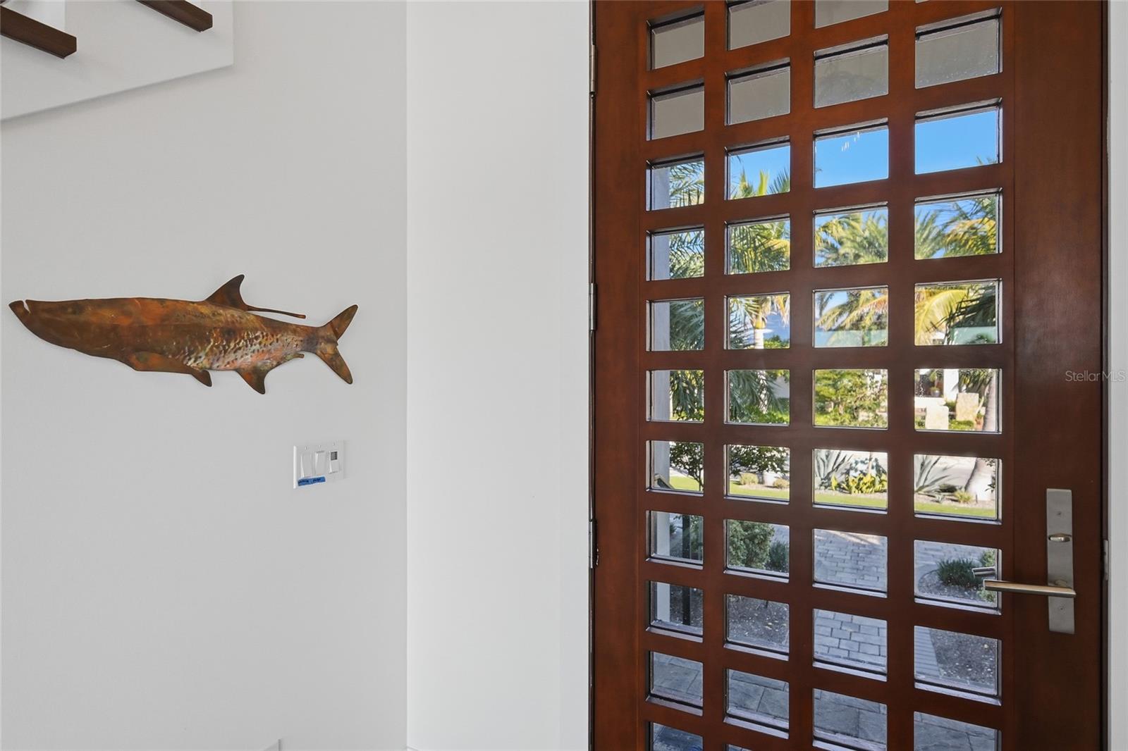 Image 12 of 82 For 628 Dundee Lane