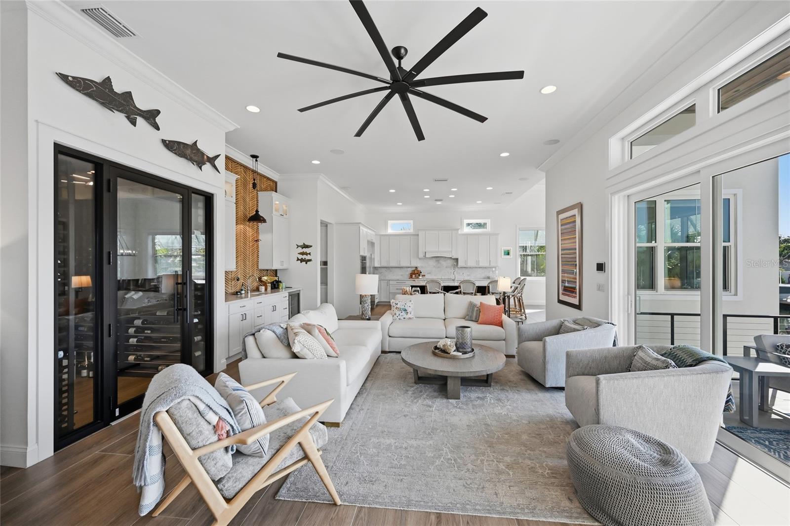 Image 14 of 82 For 628 Dundee Lane