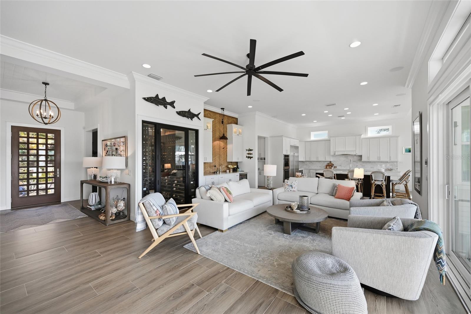 Image 15 of 82 For 628 Dundee Lane