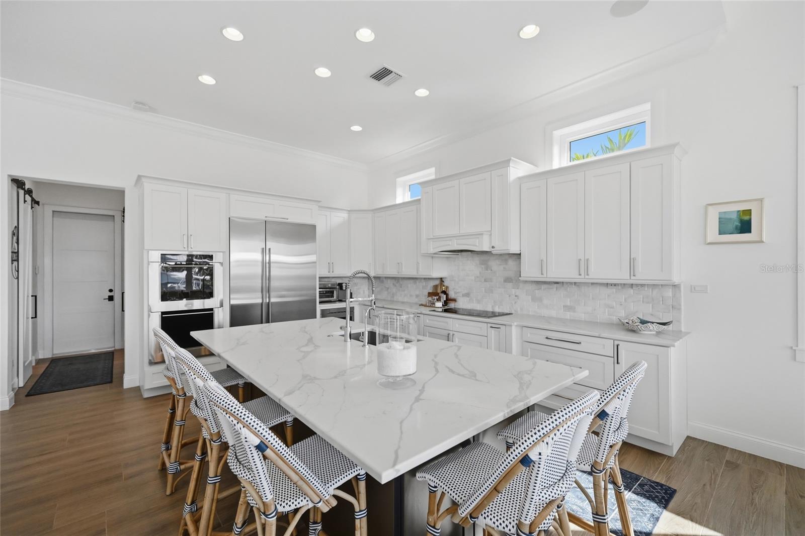 Image 19 of 82 For 628 Dundee Lane