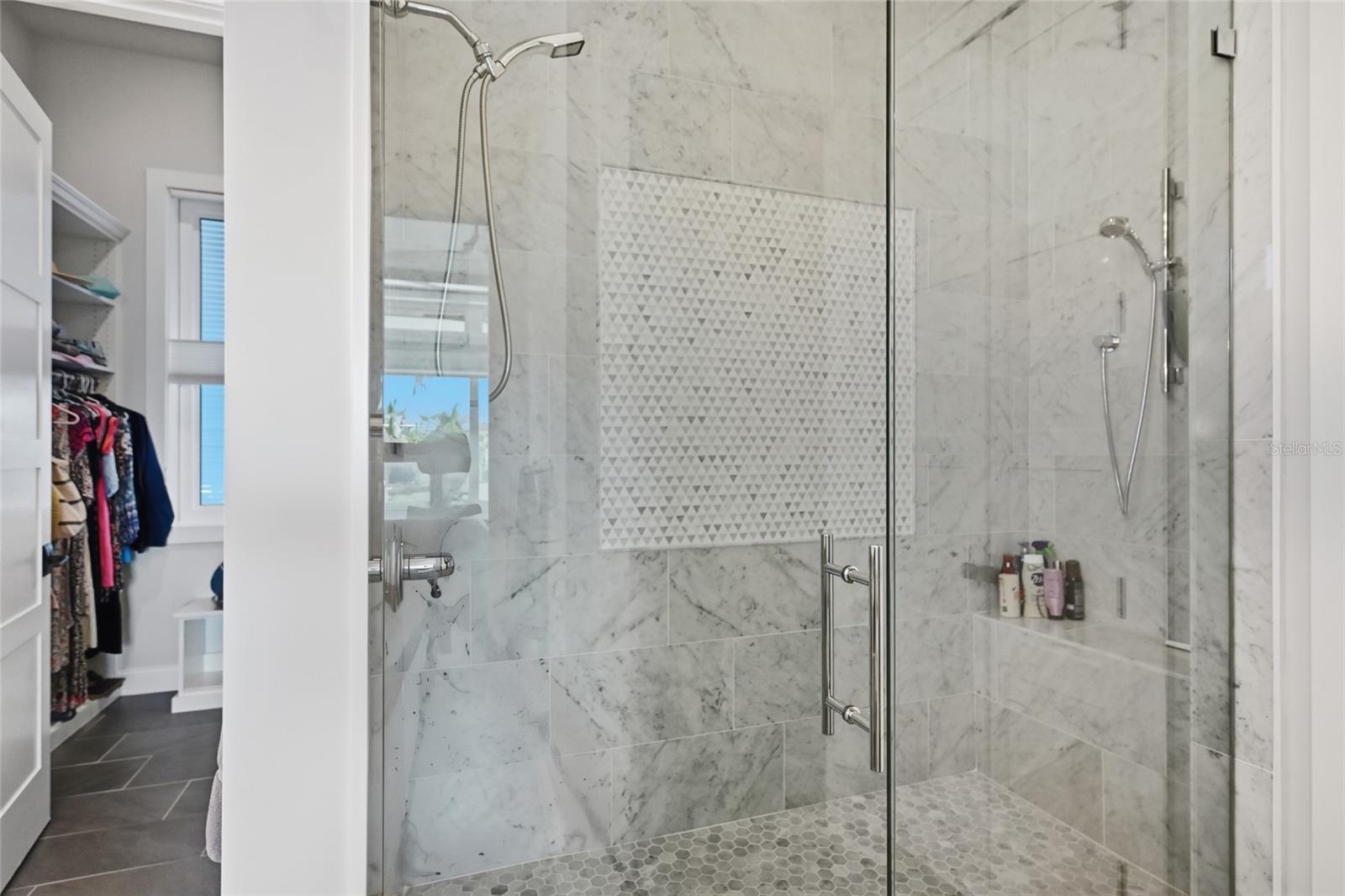 Image 37 of 82 For 628 Dundee Lane